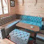 Domacinstvo Braca Rebic Holiday home Gacko