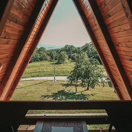 Nyaraló Domacinstvo Braca Rebic