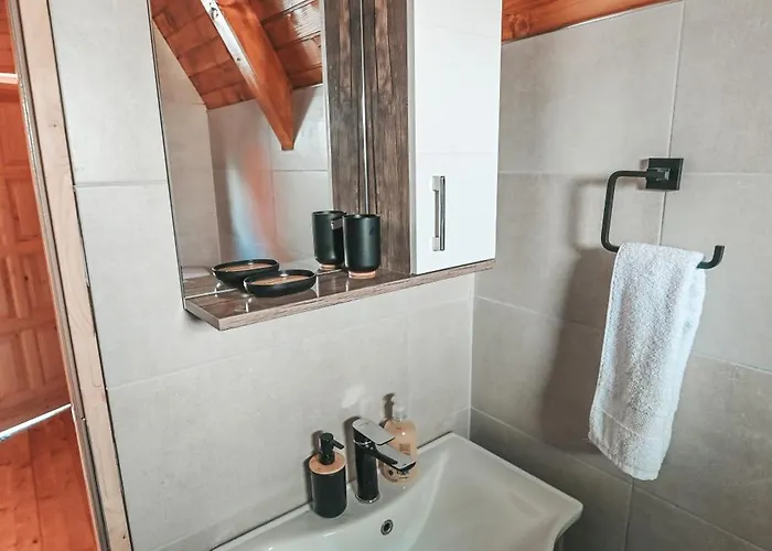 Holiday home Domacinstvo Braca Rebic