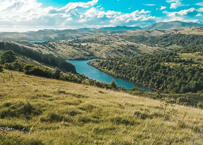 Holiday home Domacinstvo Braca Rebic